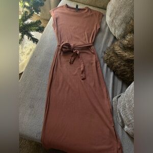 Elegant Sleeveless Brown Dress